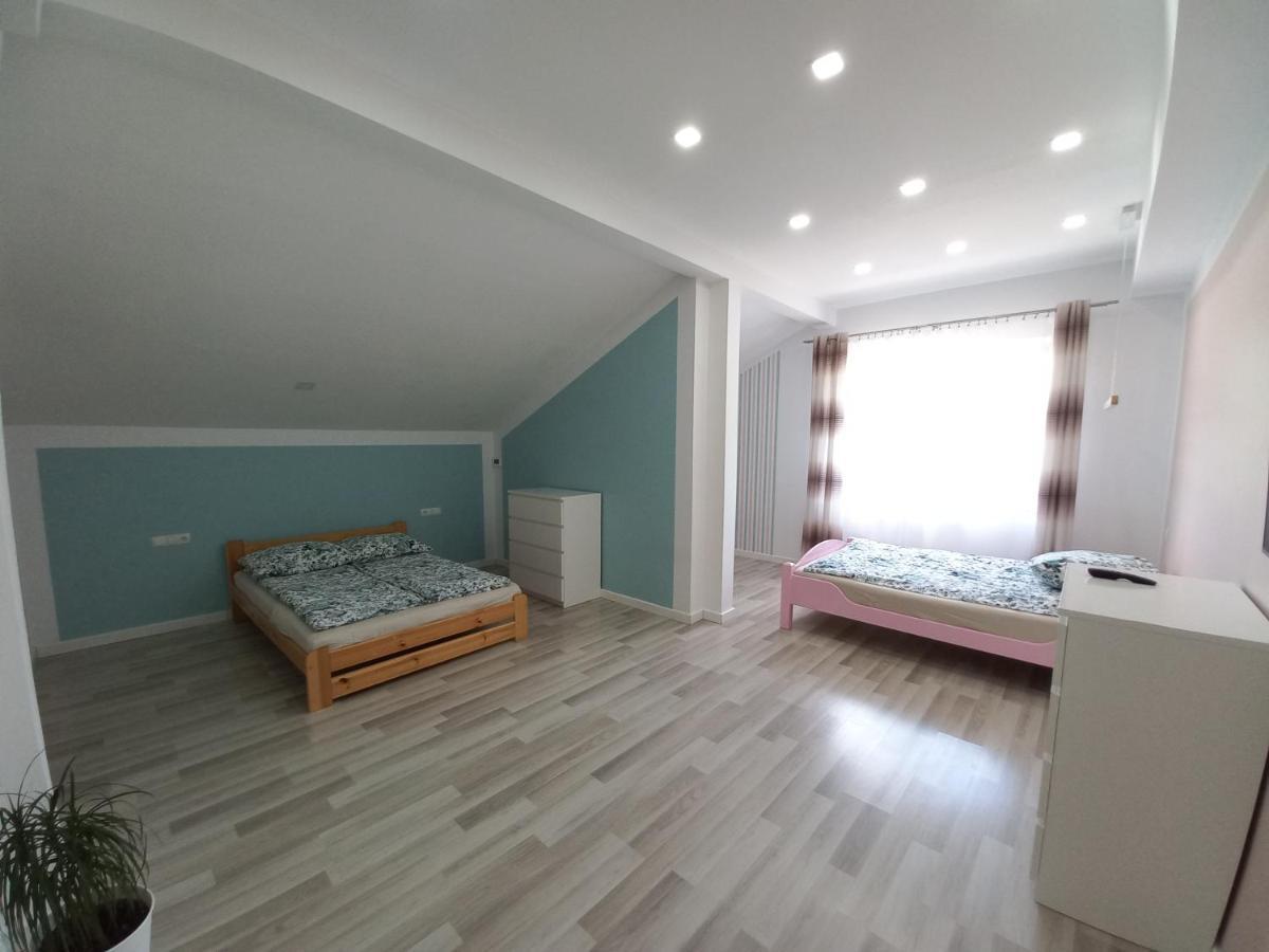 Domki Cztery Pory Roku Czchow Exterior foto