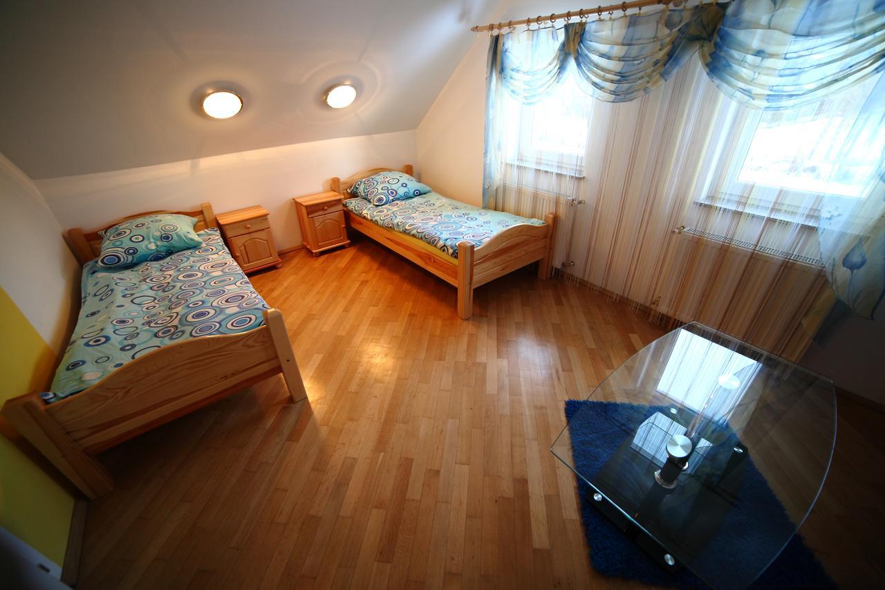 Domki Cztery Pory Roku Czchow Exterior foto