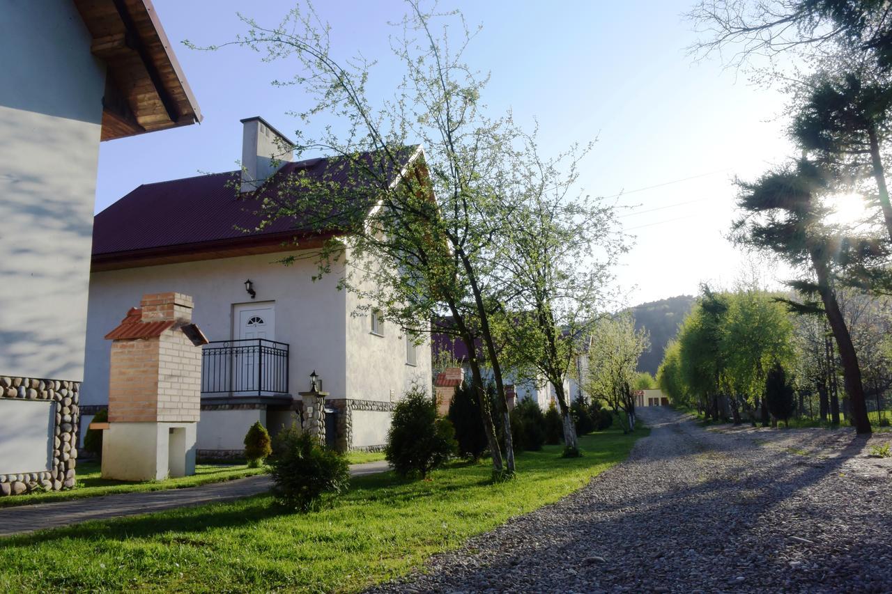 Domki Cztery Pory Roku Czchow Exterior foto